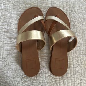 Brand new women’s size 7 sandals